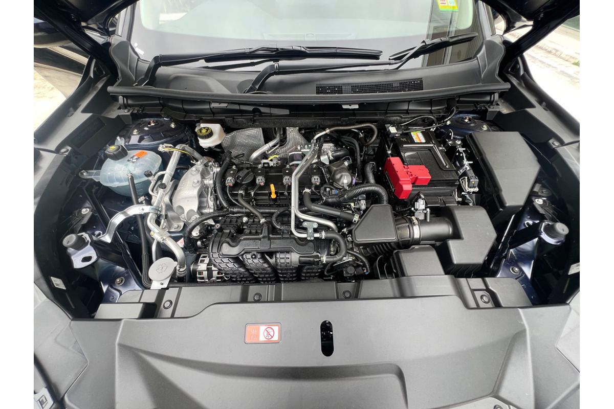 2024 Mitsubishi Outlander LS ZM