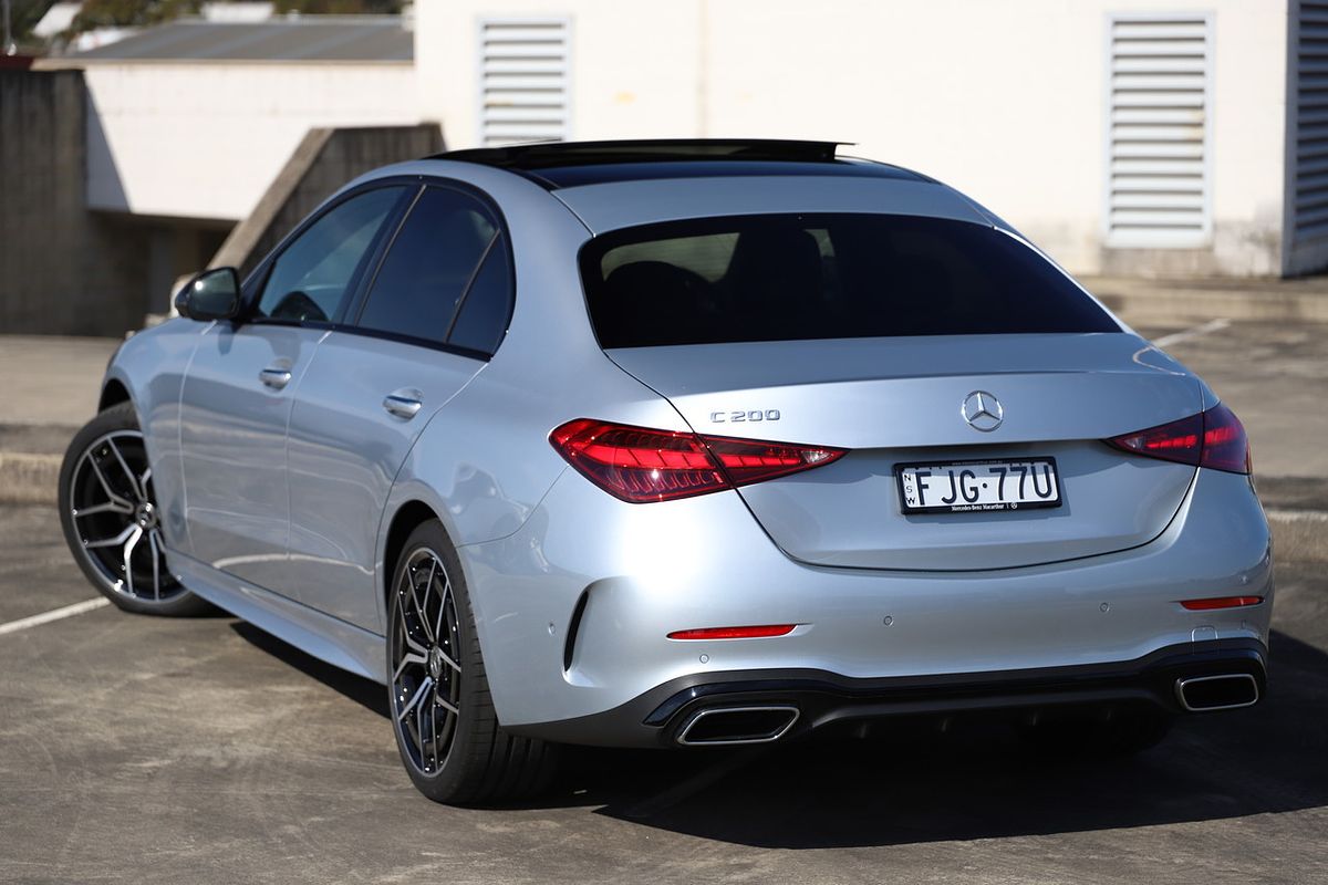 2024 Mercedes-Benz C-Class C200 Night Edition W206