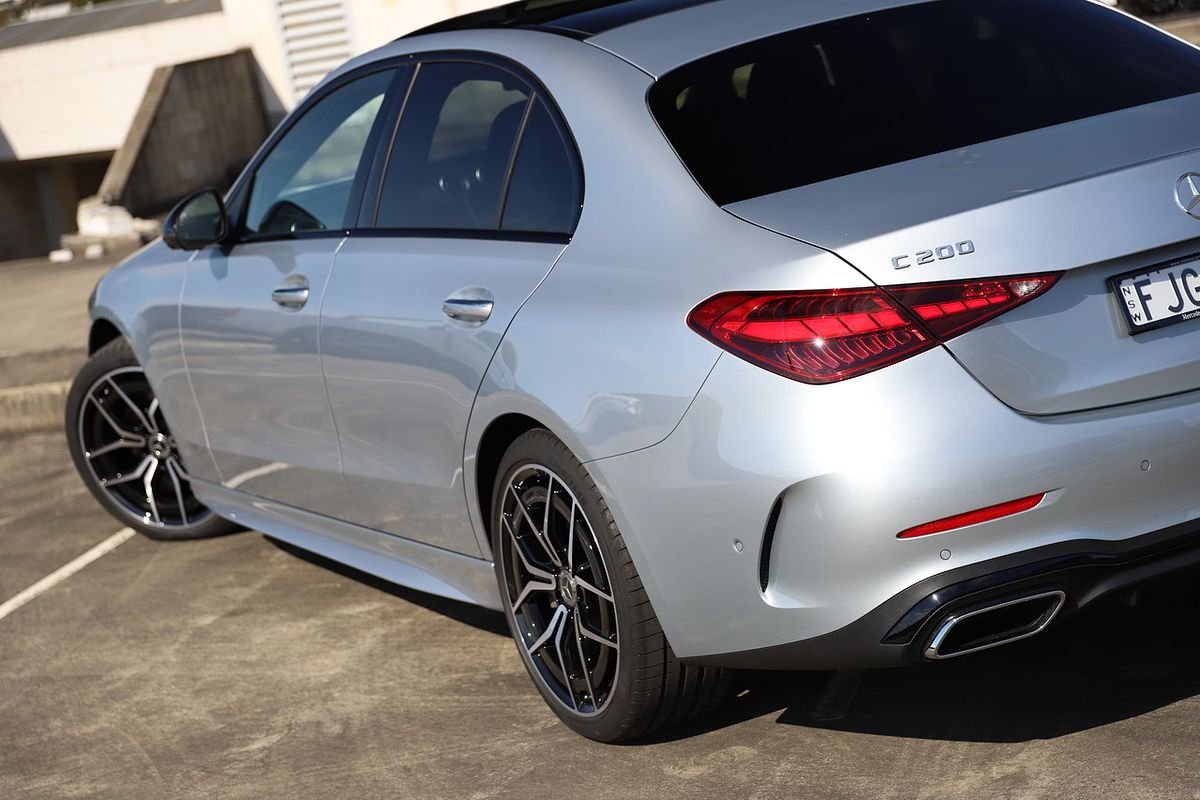 2024 Mercedes-Benz C-Class C200 Night Edition W206