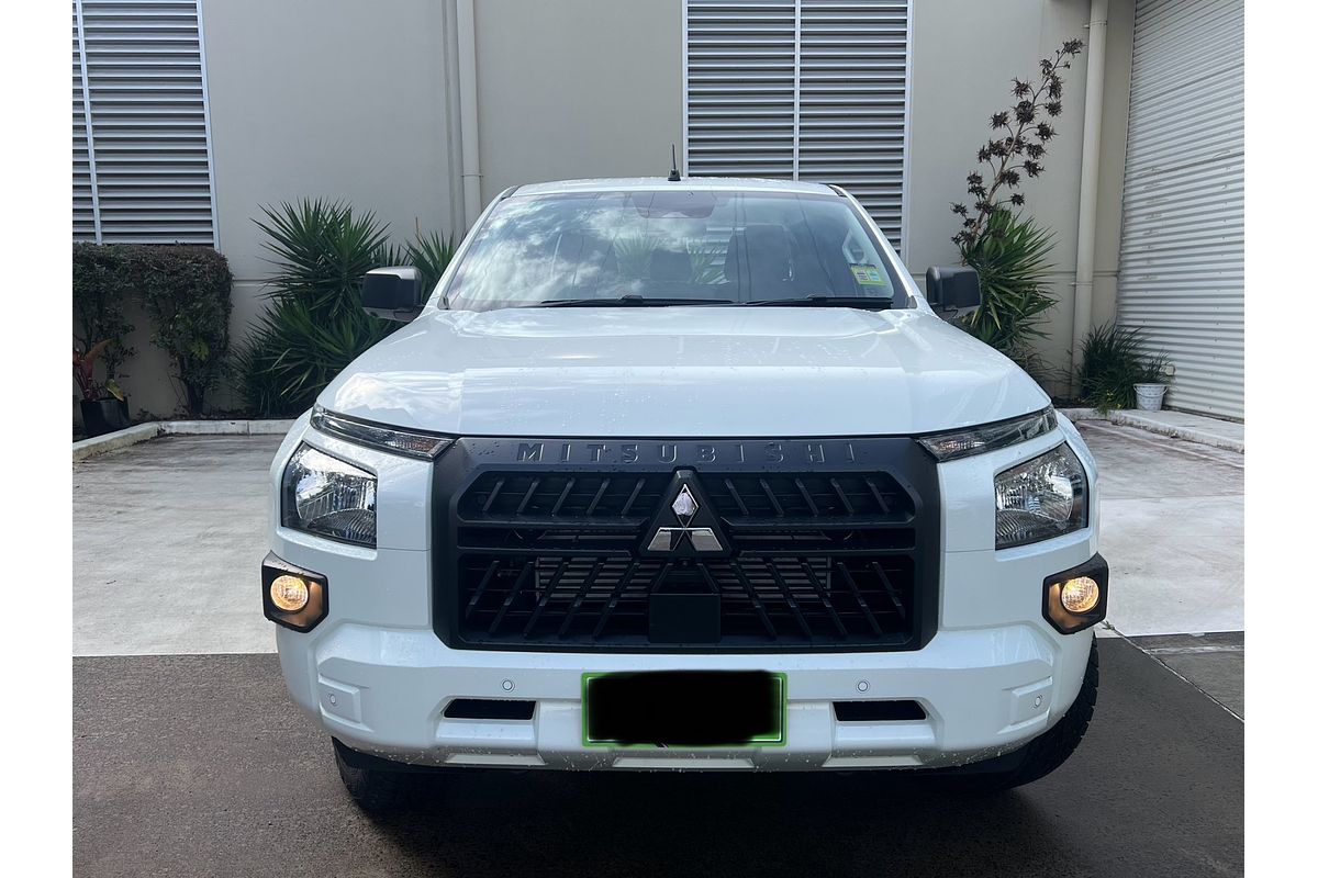 2024 Mitsubishi Triton GLX MV 4X4