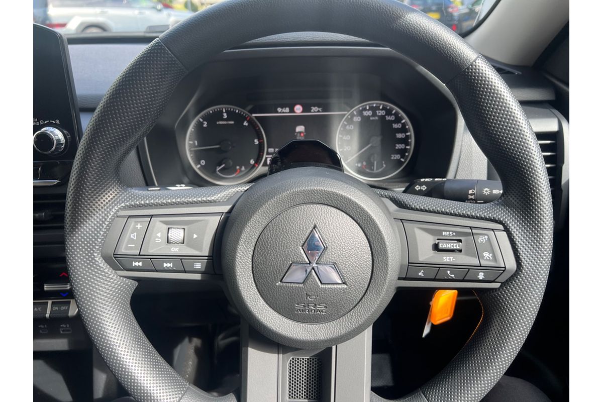 2024 Mitsubishi Triton GLX MV 4X4