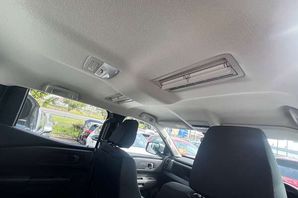 2024 Mitsubishi Triton GLX MV 4X4
