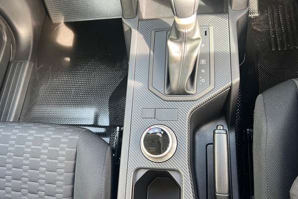 2024 Mitsubishi Triton GLX MV 4X4