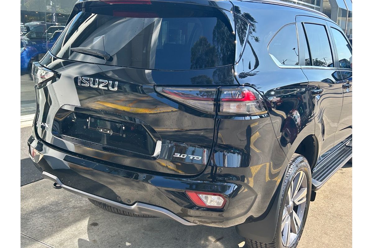 2024 Isuzu MU-X LS-T