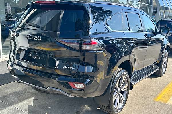 2024 Isuzu MU-X LS-T