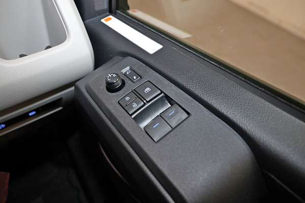 2024 Toyota Hiace GDH320R