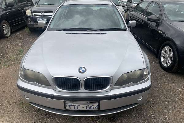 2004 BMW 318i E46