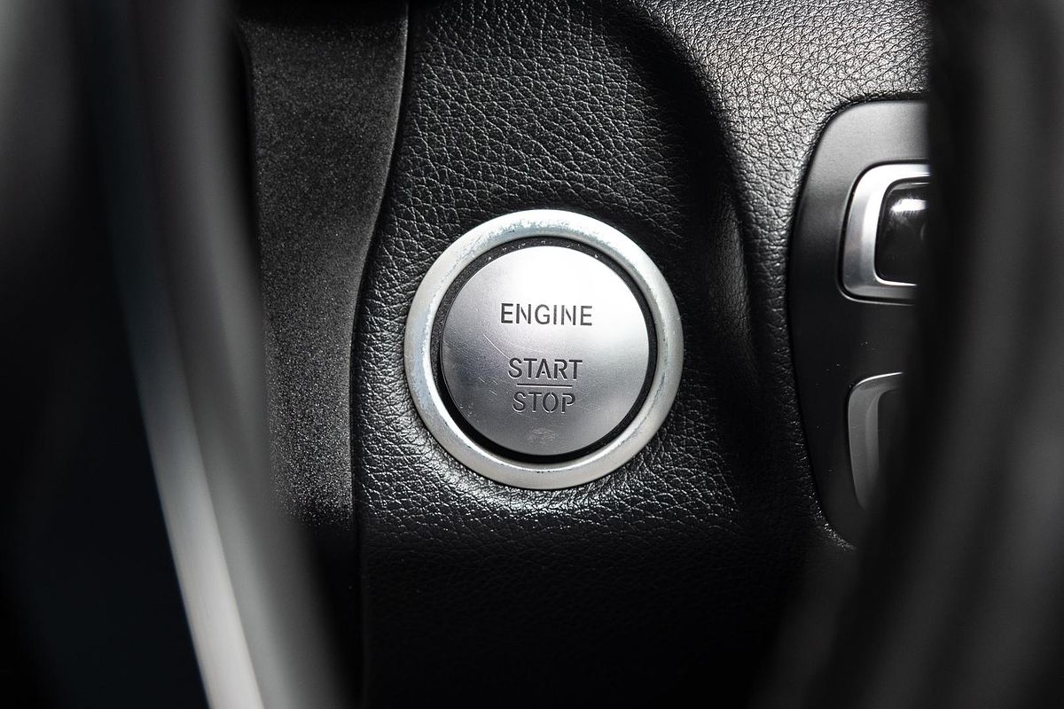 2014 Mercedes-Benz C-Class C250 W205