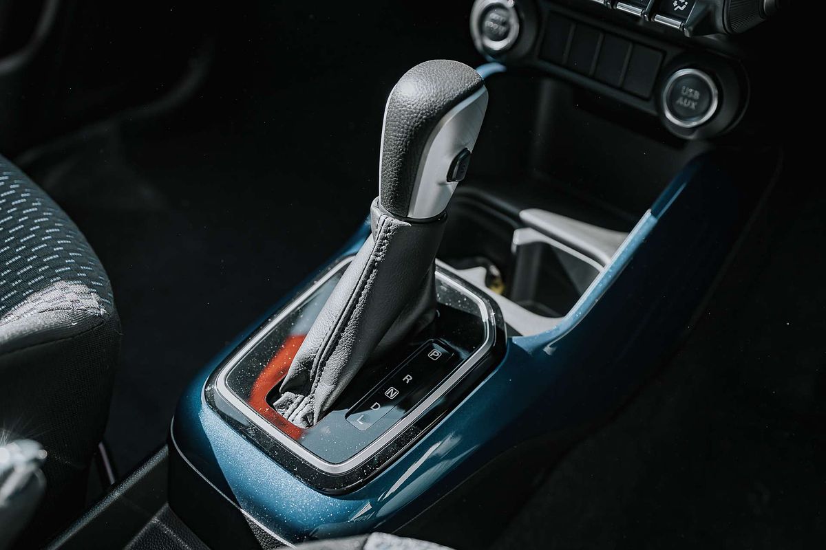 2024 Suzuki Ignis GLX MF Series II