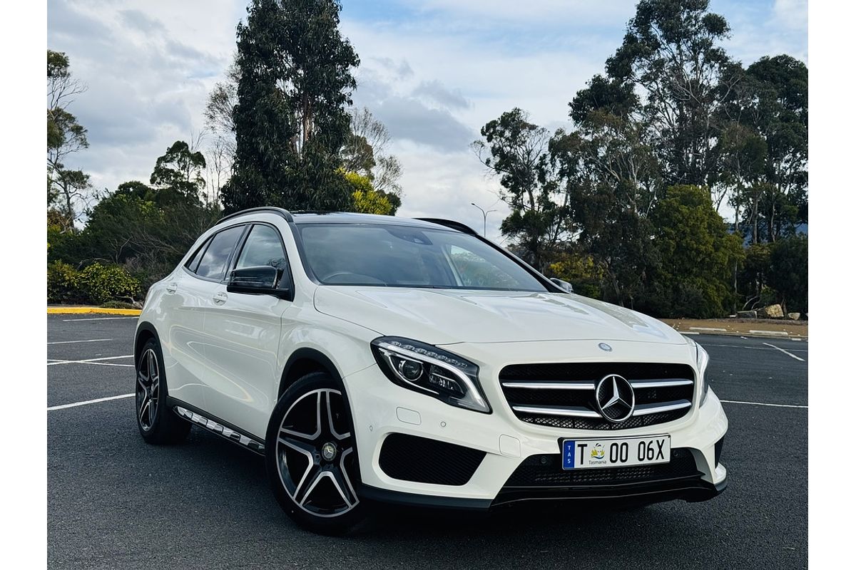 2015 Mercedes Benz GLA GLA250 X156