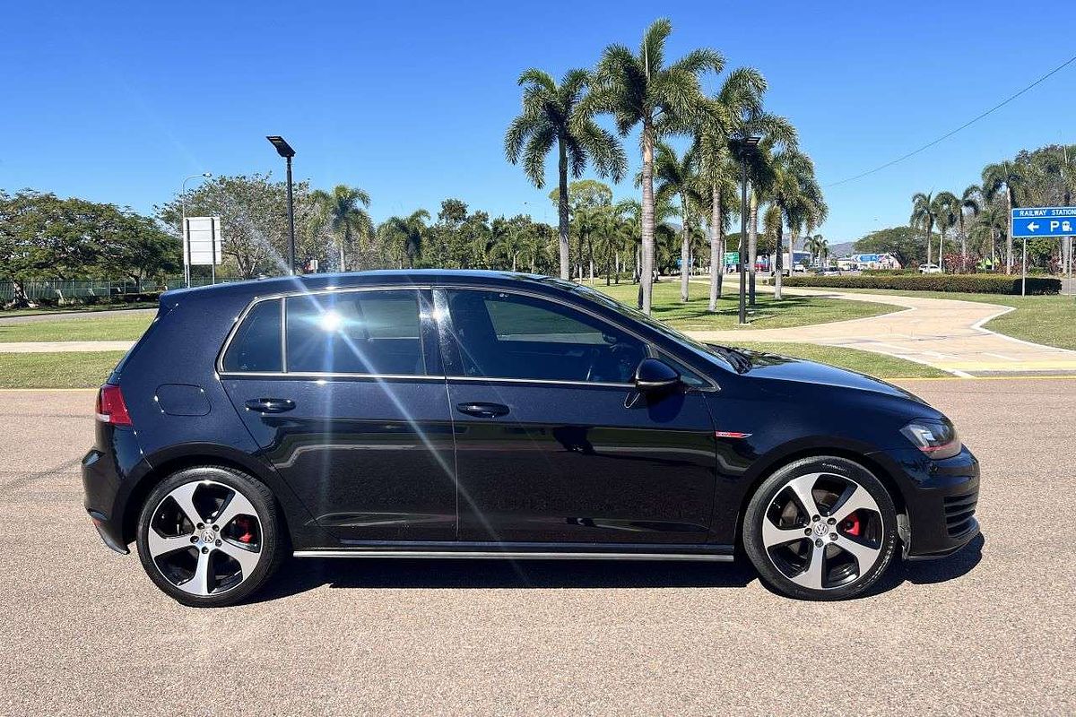 2017 Volkswagen Golf GTI 7