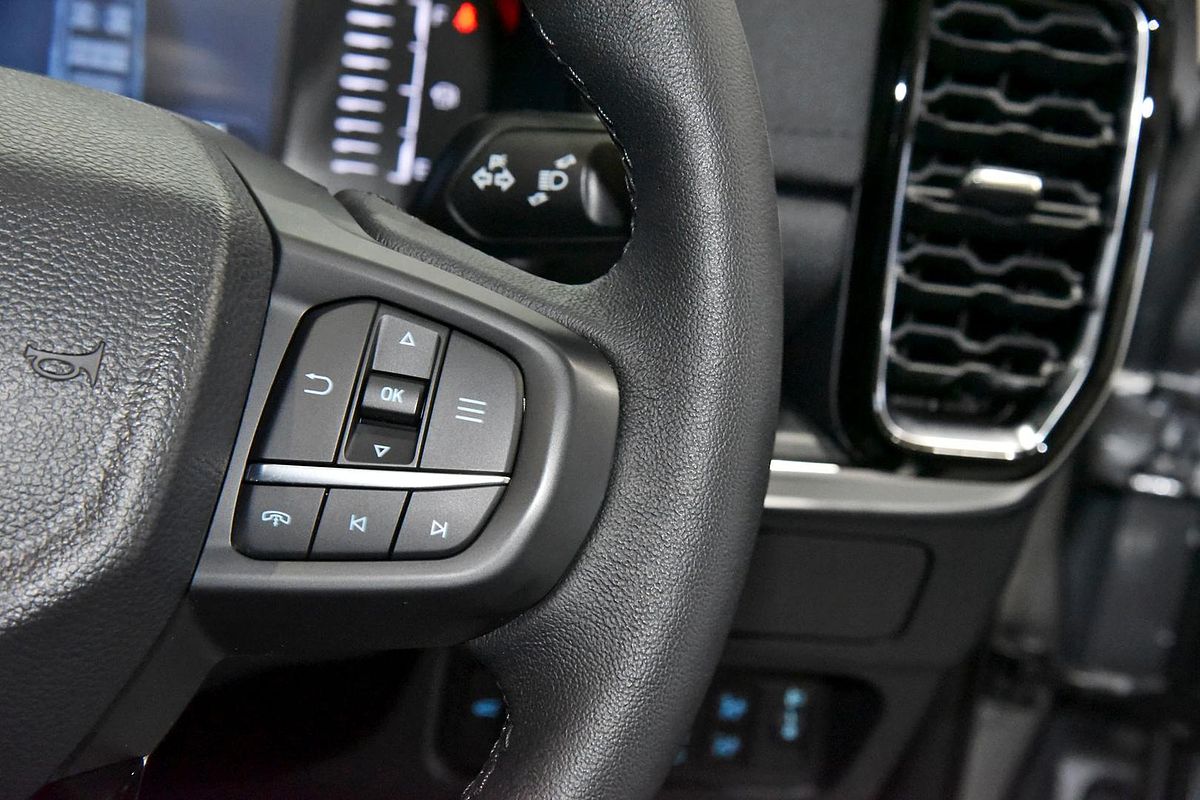 2024 Ford Everest Trend