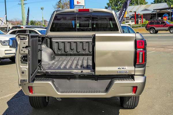2024 GWM Cannon Alpha Ultra Hybrid P05 4X4