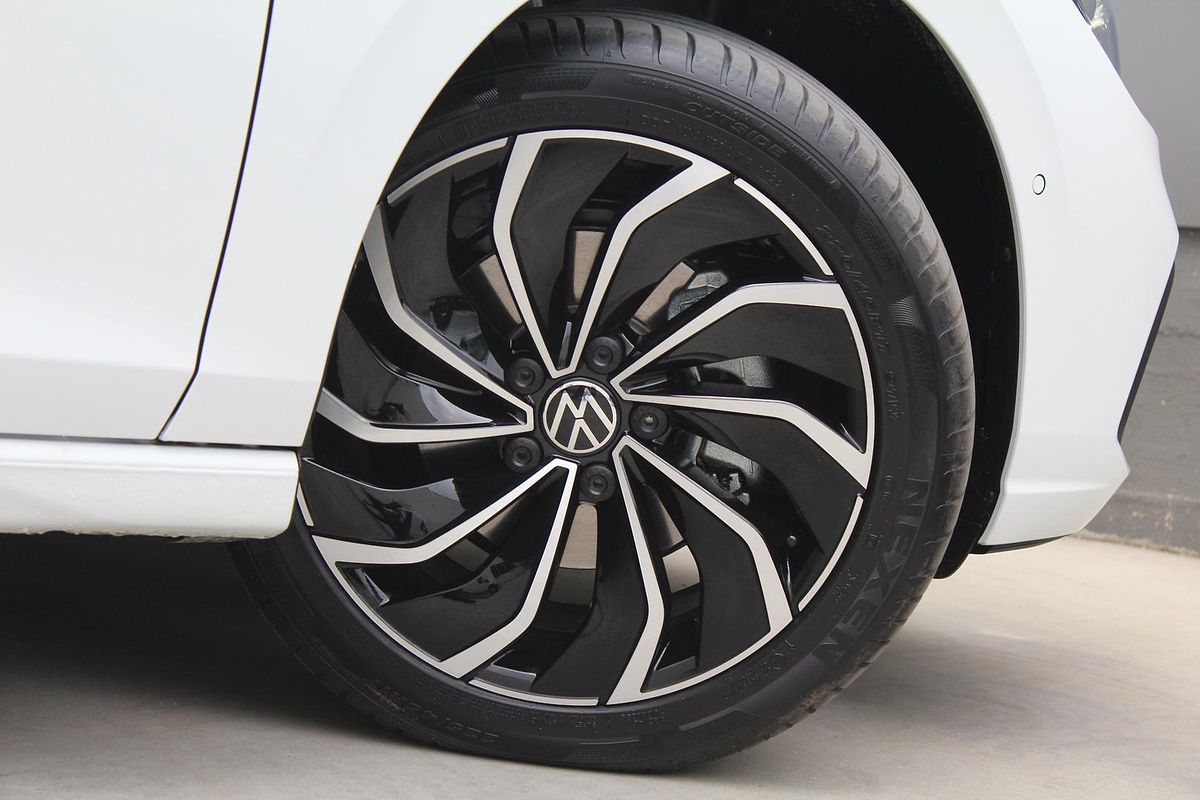 2024 Volkswagen Golf 110TSI Life 8