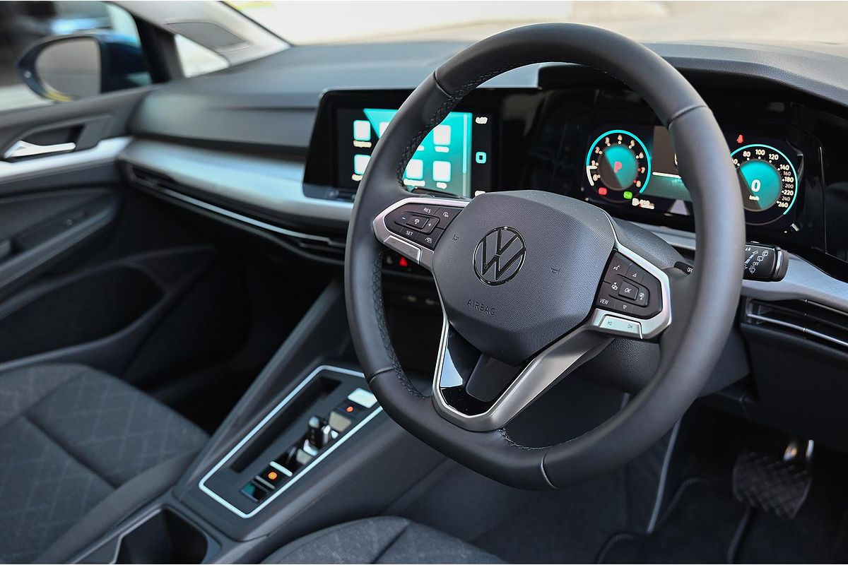 2024 Volkswagen Golf 110TSI Life 8