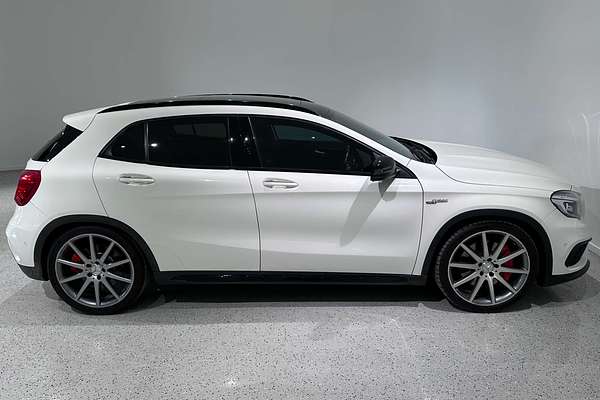 2015 Mercedes-Benz GLA-Class GLA45 AMG X156