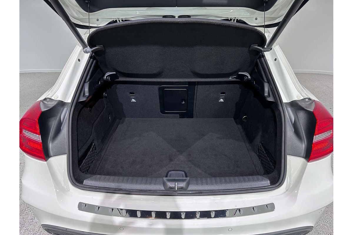 2015 Mercedes-Benz GLA-Class GLA45 AMG X156