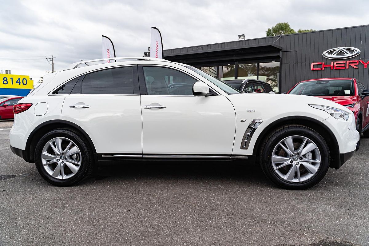 2014 INFINITI QX70 GT S51