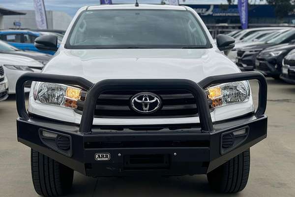 2017 Toyota Hilux SR GUN126R 4X4