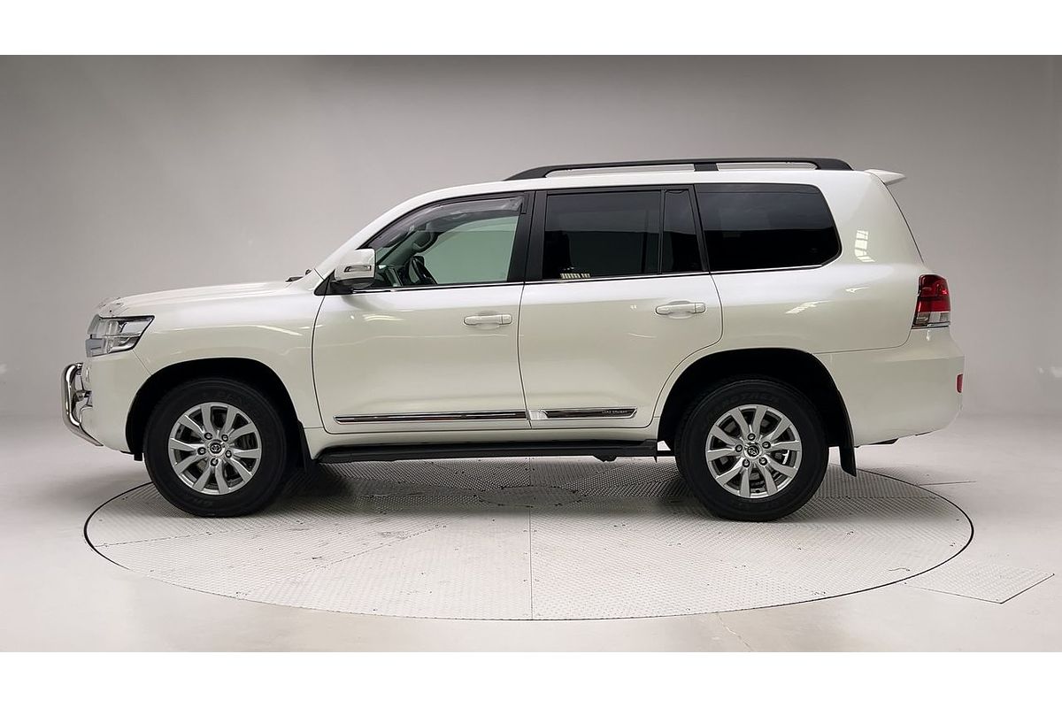 2018 Toyota Landcruiser Sahara VDJ200R