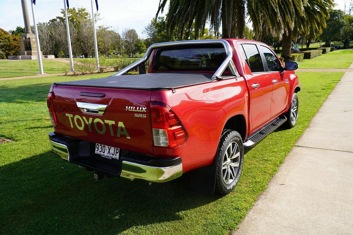 2017 Toyota Hilux SR5 (4x4) GUN126R MY17 4X4