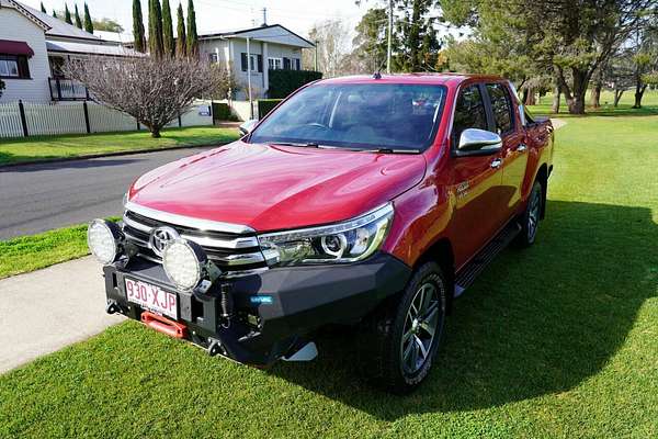 2017 Toyota Hilux SR5 (4x4) GUN126R MY17 4X4