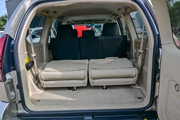 2004 Toyota Landcruiser Prado Grande GRJ120R