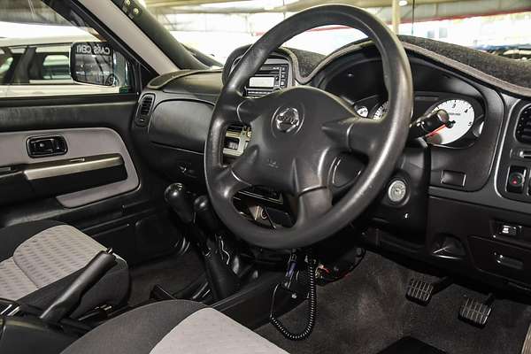 2015 Nissan Navara ST-R D22 4X4