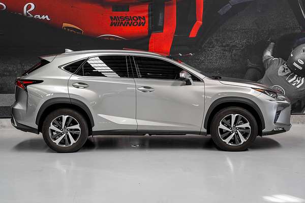 2017 Lexus NX NX300h Sports Luxury AYZ15R