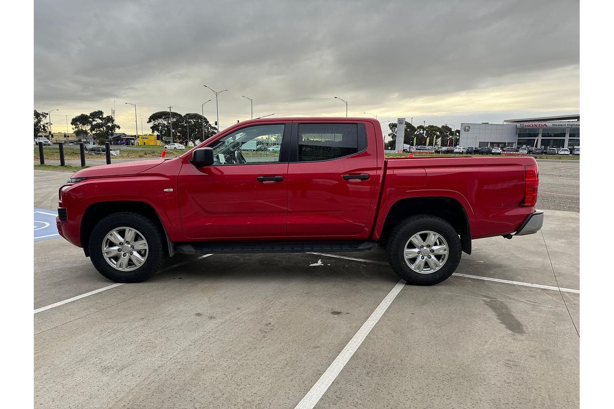 2024 Mitsubishi Triton GLX+ MV 4X4