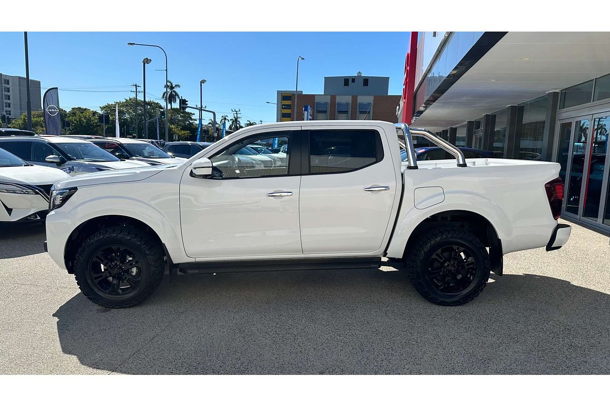 2024 Nissan Navara ST D23 4X4