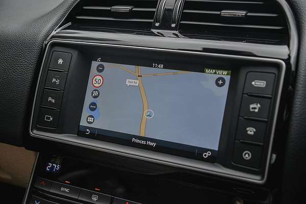 2016 Jaguar XE 20d Prestige X760