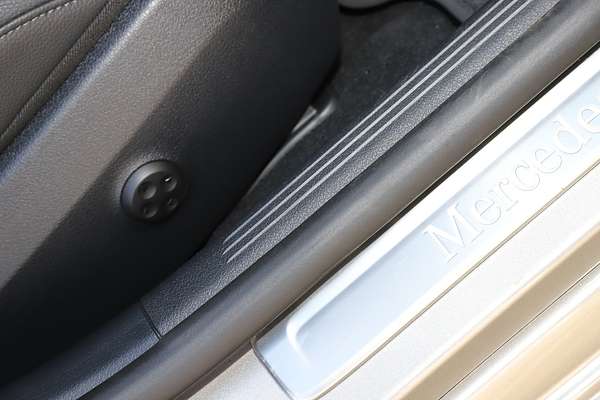 2024 Mercedes-Benz C-Class C200 Night Edition W206