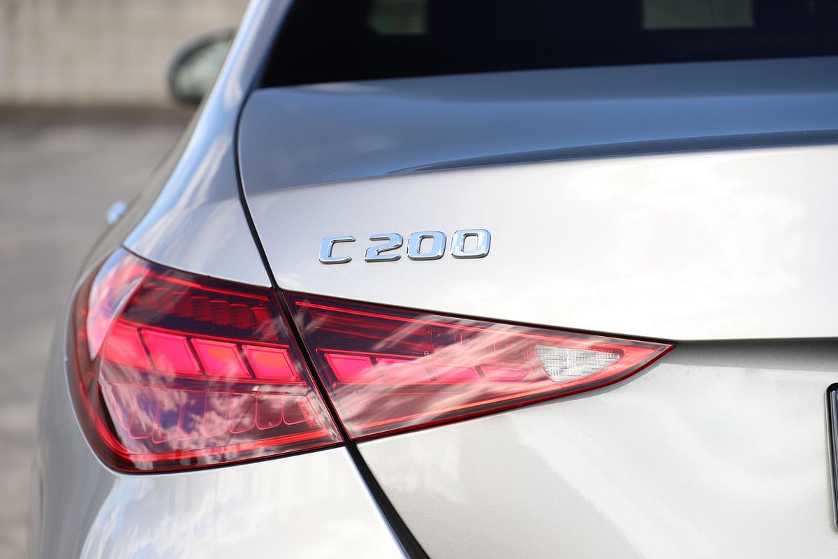 2024 Mercedes-Benz C-Class C200 Night Edition W206