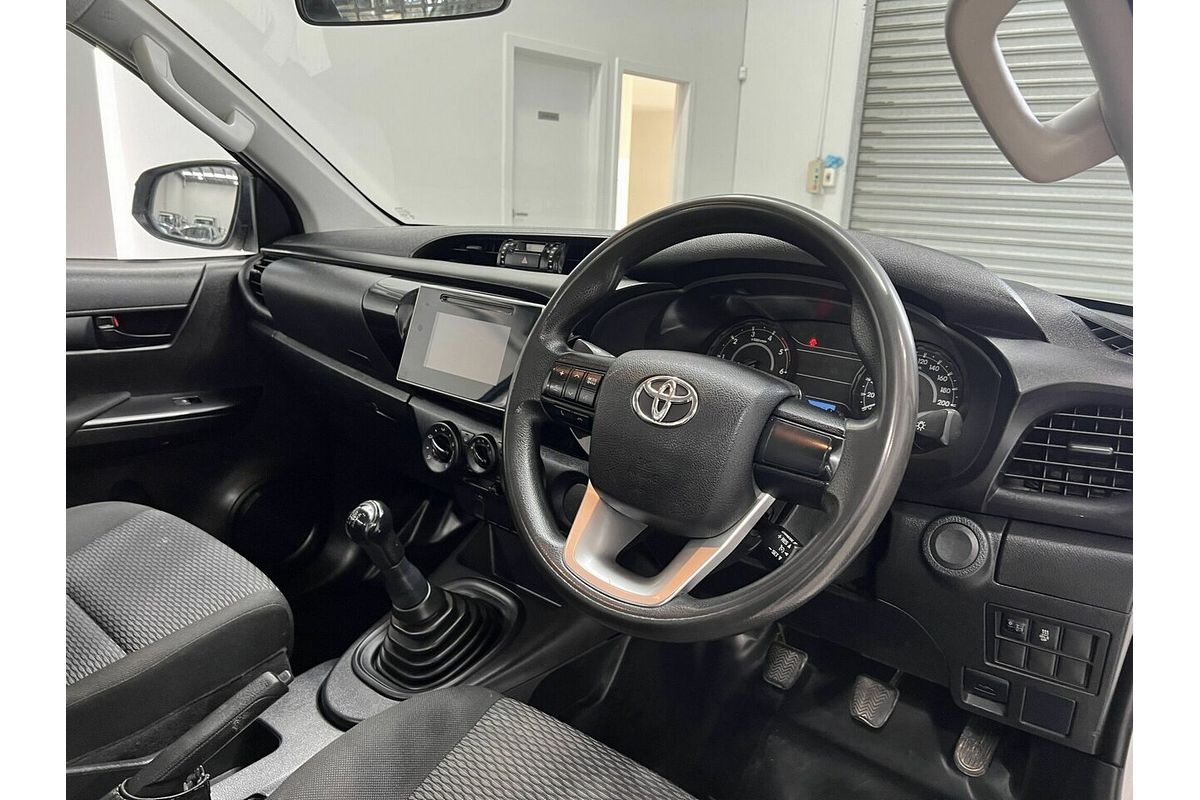 2017 Toyota Hilux Workmate 4x2 GUN122R Rear Wheel Drive