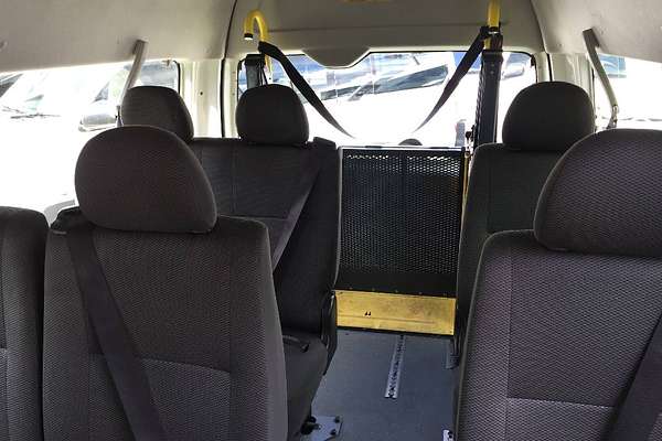 2016 Toyota Hiace COMMUTER KDH223R MY16