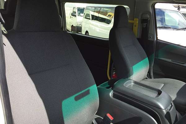 2016 Toyota Hiace COMMUTER KDH223R MY16