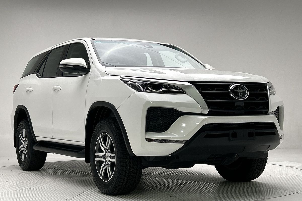 2023 Toyota Fortuner GX GUN156R