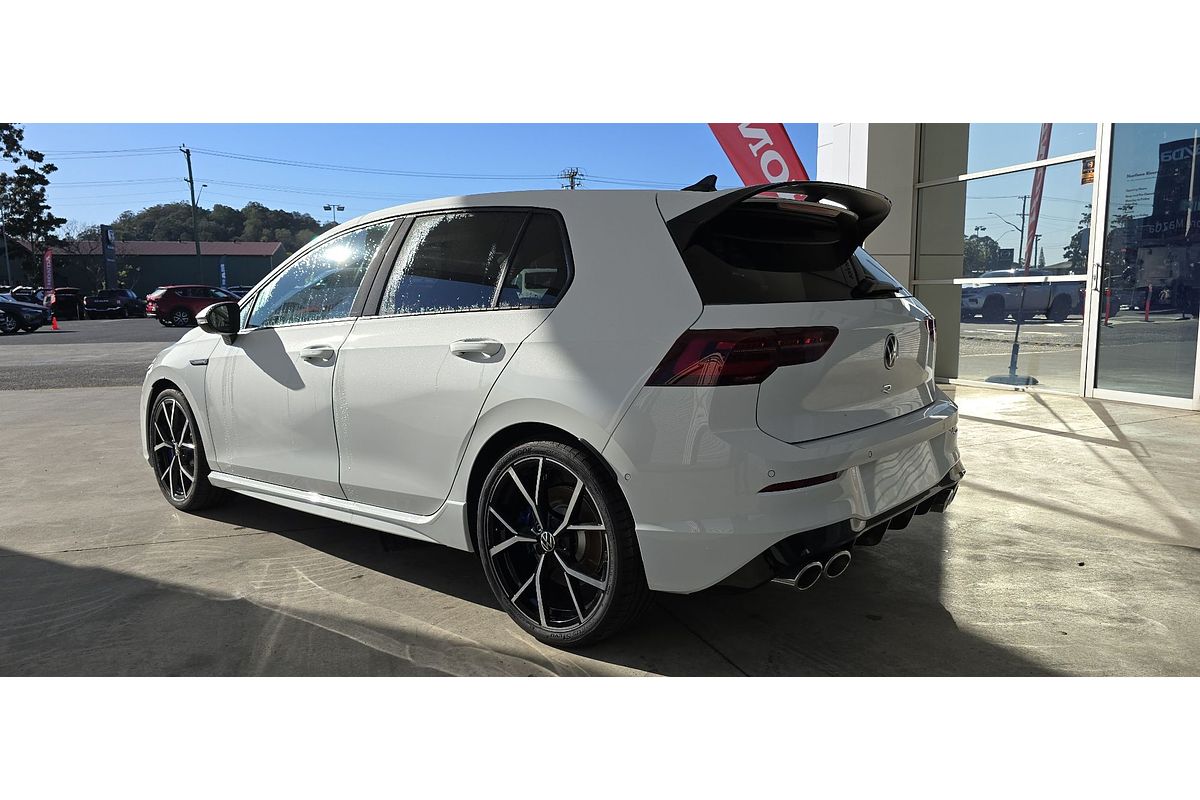 2024 Volkswagen Golf R 8