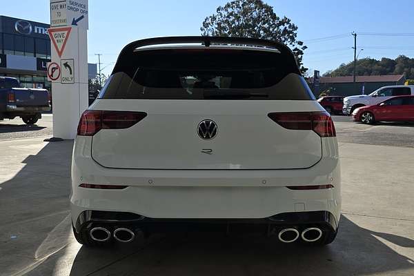 2024 Volkswagen Golf R 8