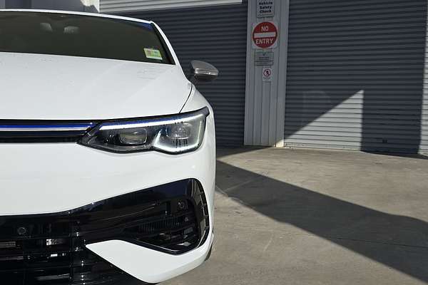 2024 Volkswagen Golf R 8