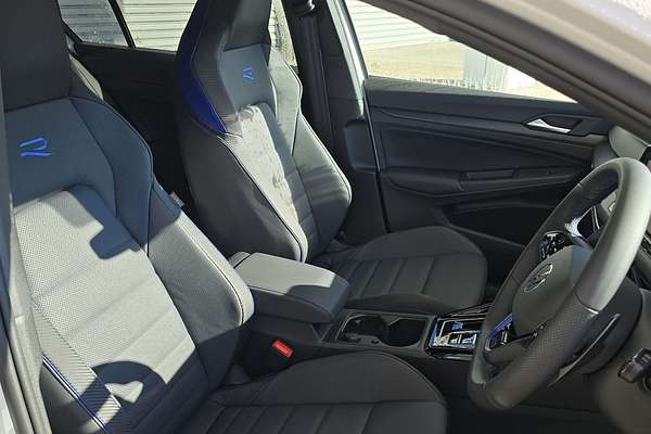 2024 Volkswagen Golf R 8