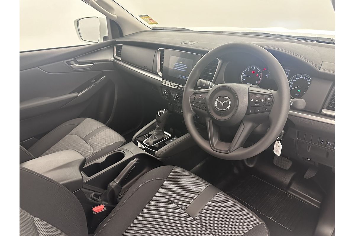 Mazda BT-50 F 6AUTO 3.0L DUAL CAB PICKUP XT 4X4