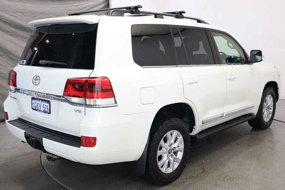 2017 Toyota Landcruiser Sahara VDJ200R