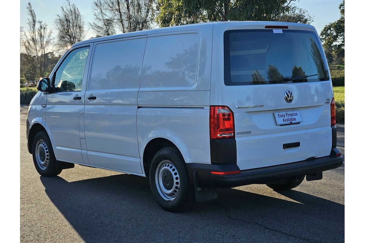 2016 Volkswagen Transporter TDI 250 Runner T6 MY16