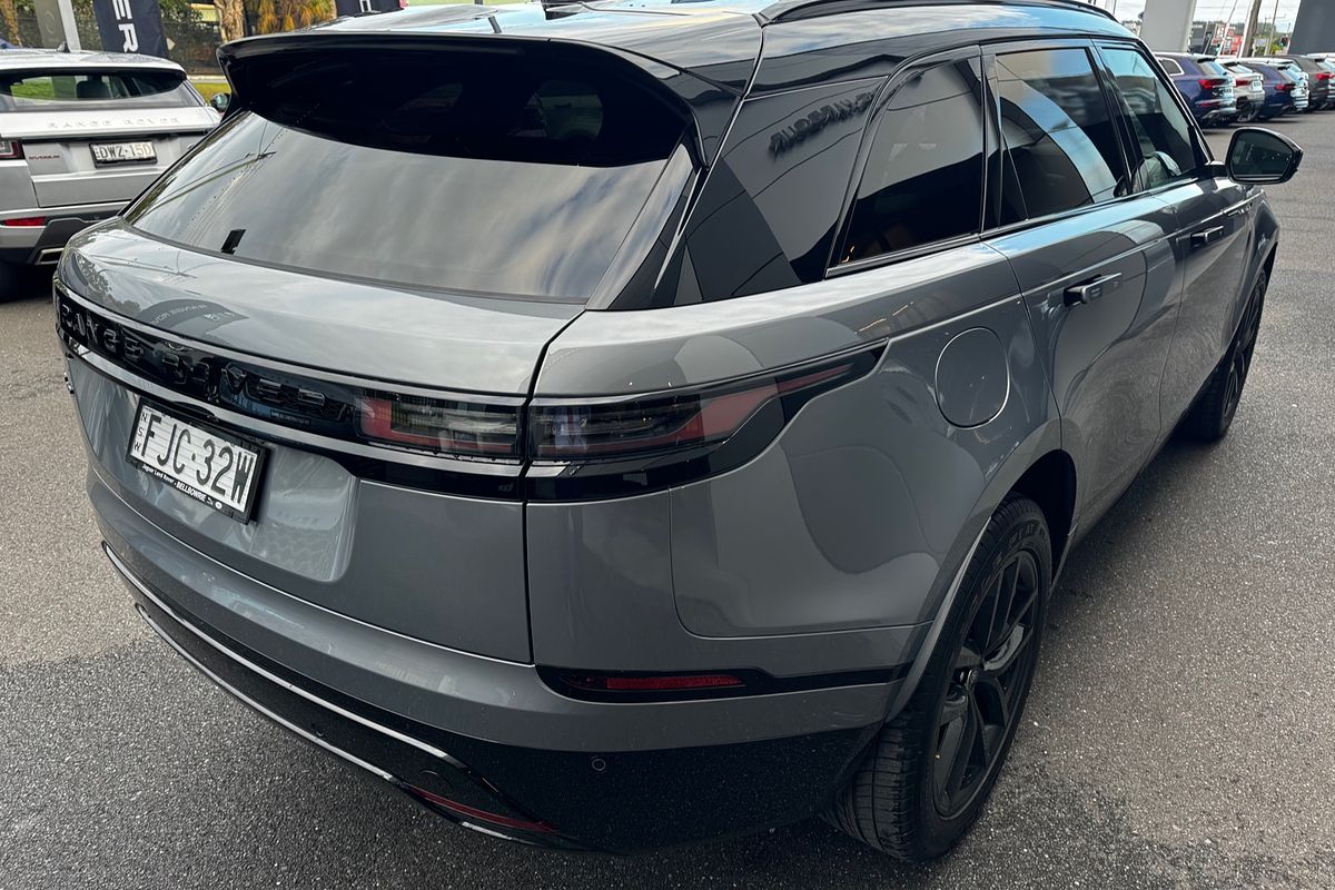 2023 Land Rover Range Rover Velar P250 Dynamic SE L560
