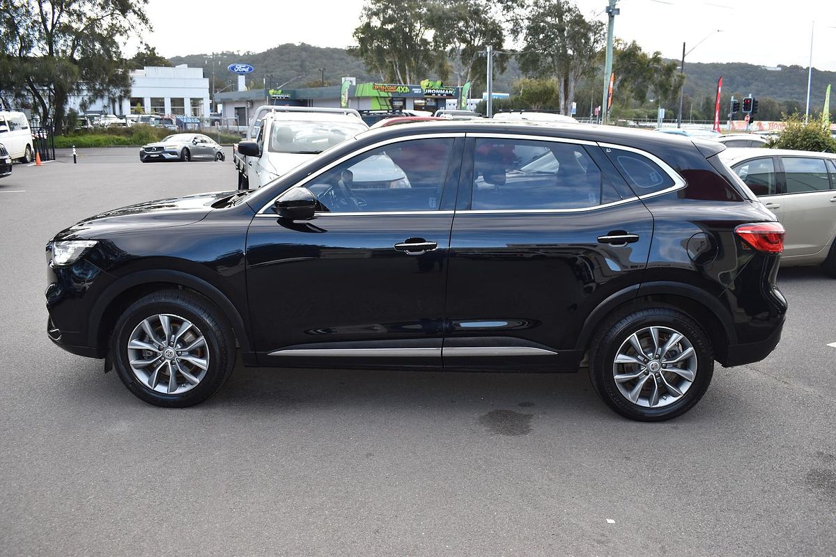 2022 MG HS Core SAS23