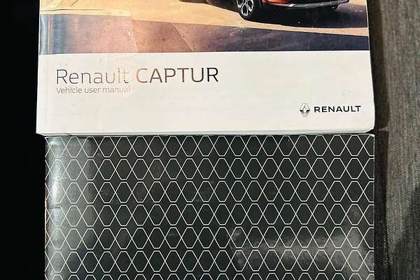 2022 Renault Captur Zen XJB