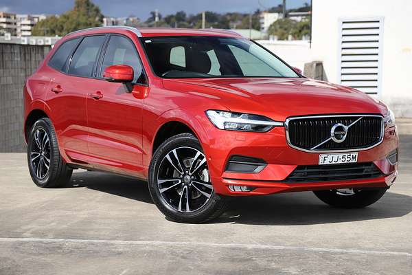 2021 Volvo XC60 T5 Momentum