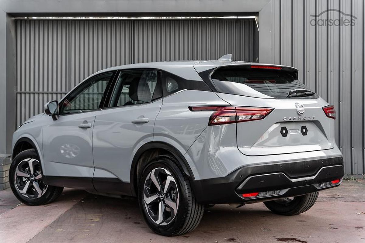 2024 Nissan QASHQAI ST+ J12